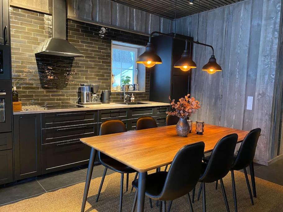 Modern Stuga Med Ski Lodge Kaensla Järvsö Exterior foto